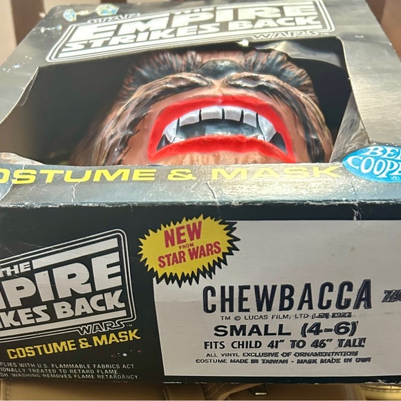 Rare Vintage NIB Star Wars The Empire Strikes Back Chewbacca Mask&Costume - Picture 3 of 4